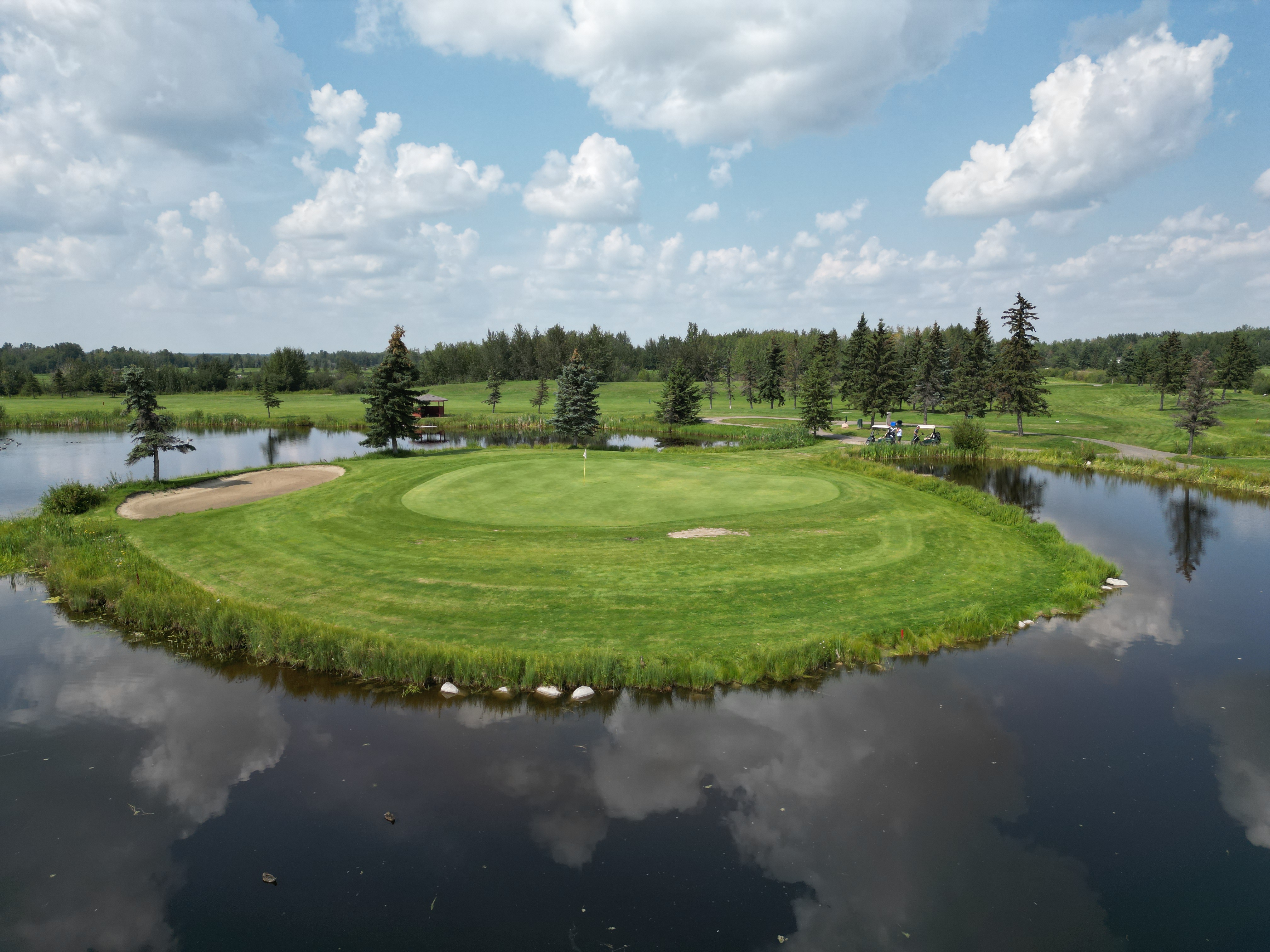 Aerial view of Edmonton Springs Golf Course